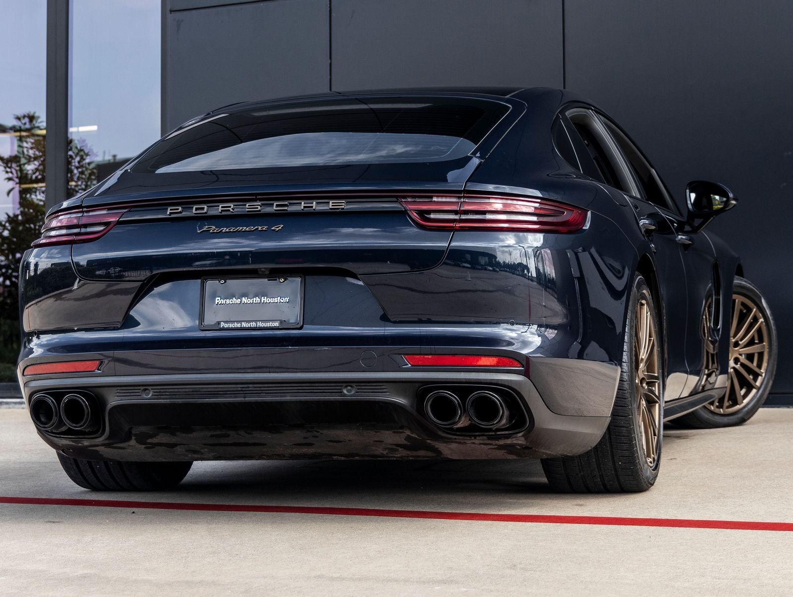2018 Porsche Panamera Panamera 4