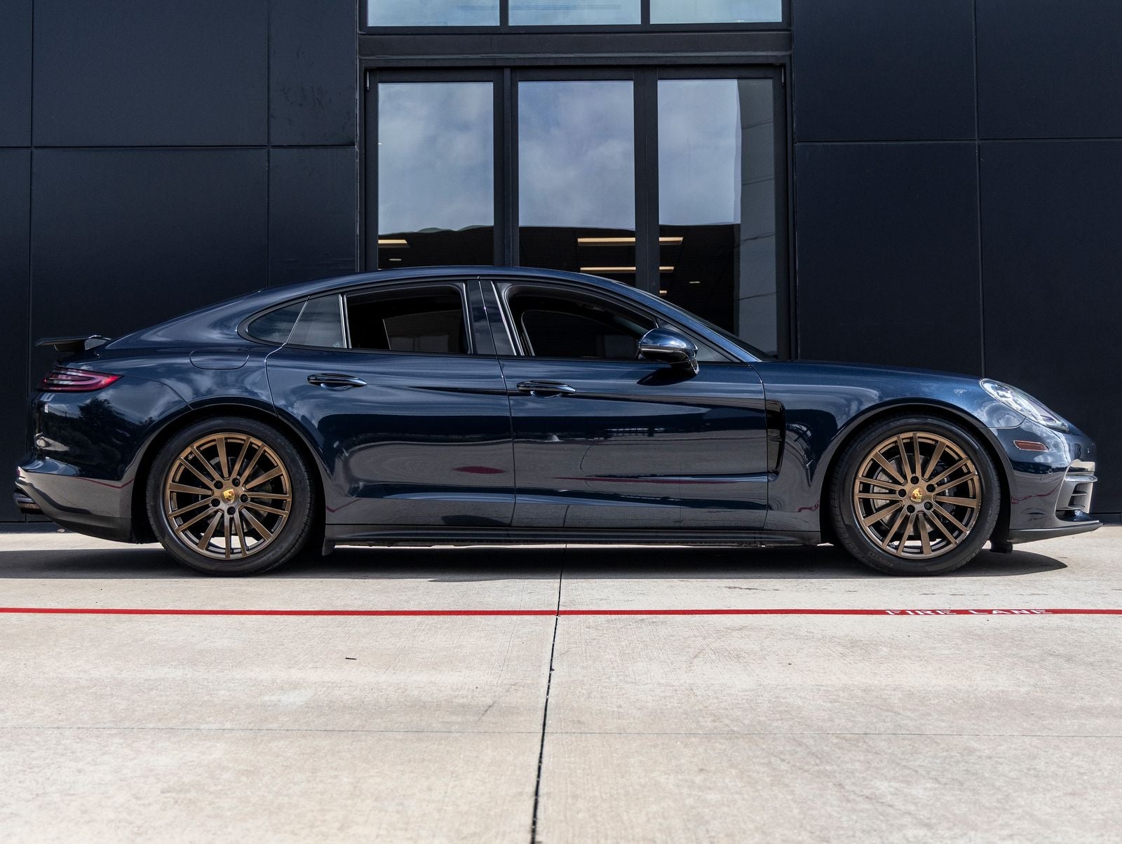 2018 Porsche Panamera Panamera 4