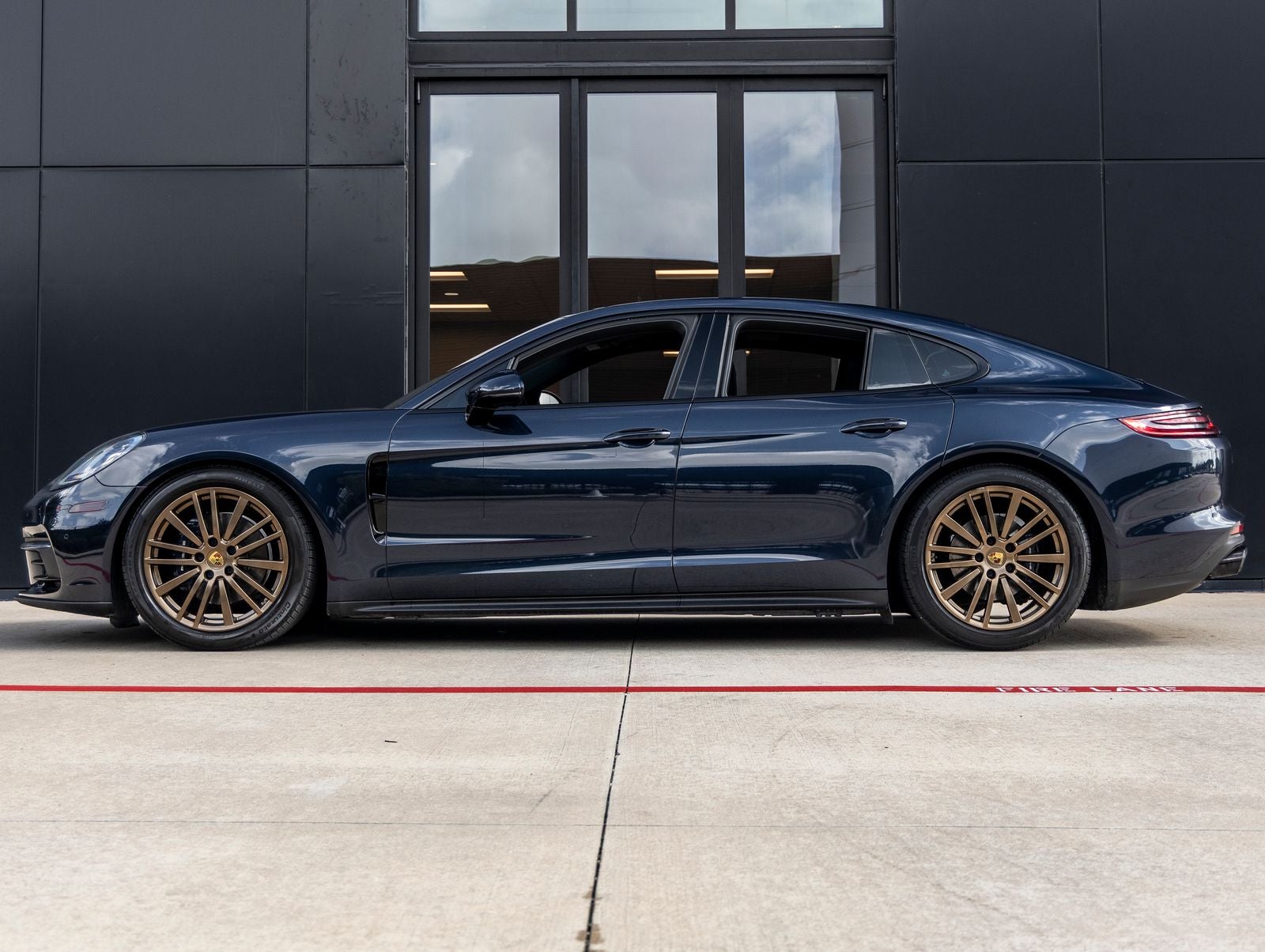 2018 Porsche Panamera Panamera 4