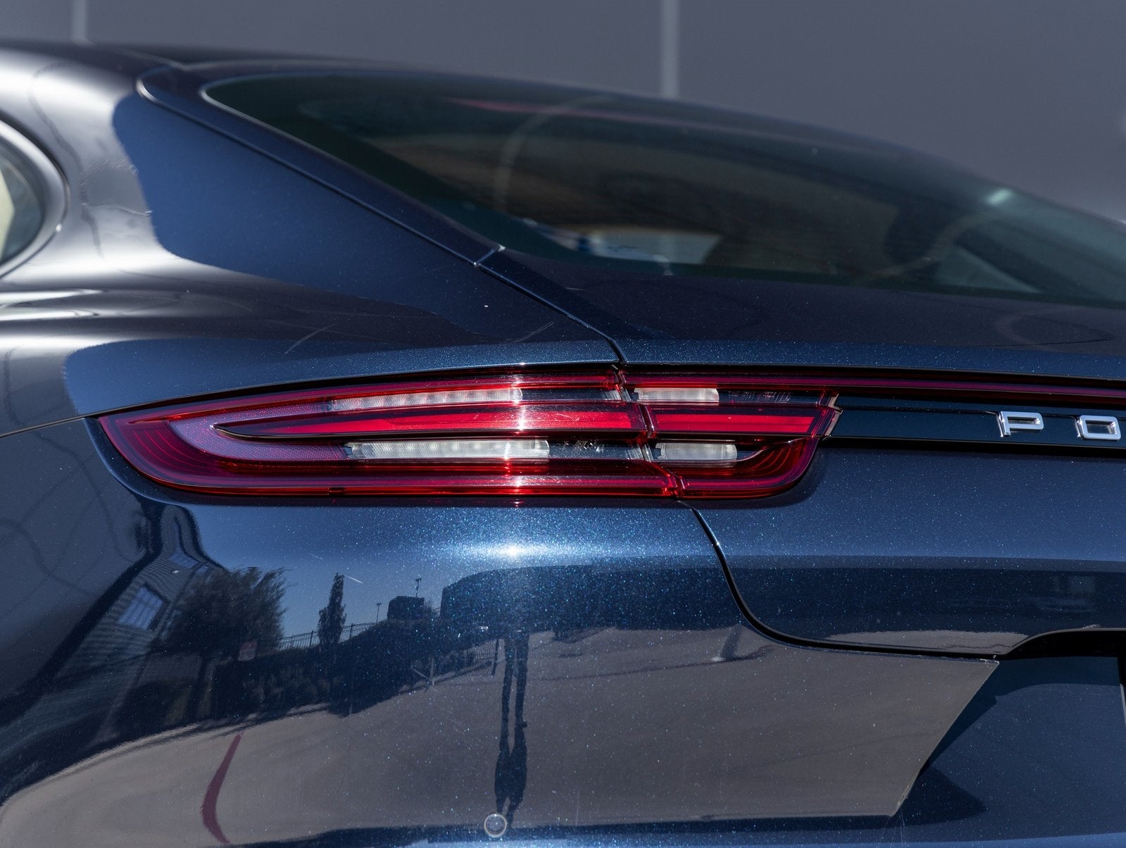 2018 Porsche Panamera Panamera