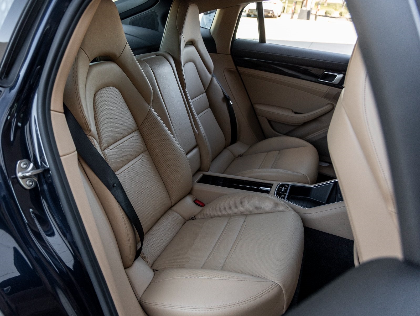 2018 Porsche Panamera Panamera