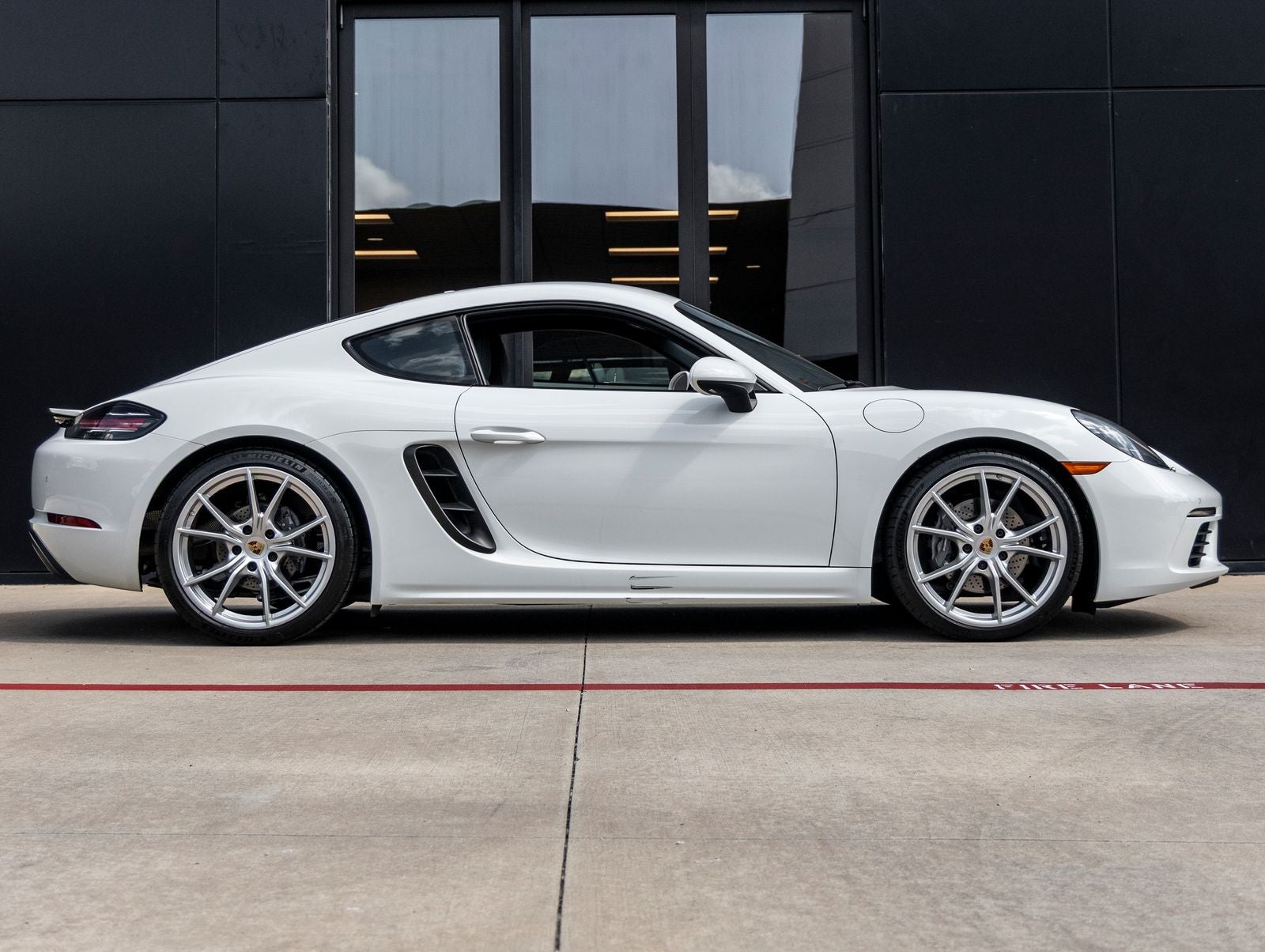 2024 Porsche 718 718 Cayman