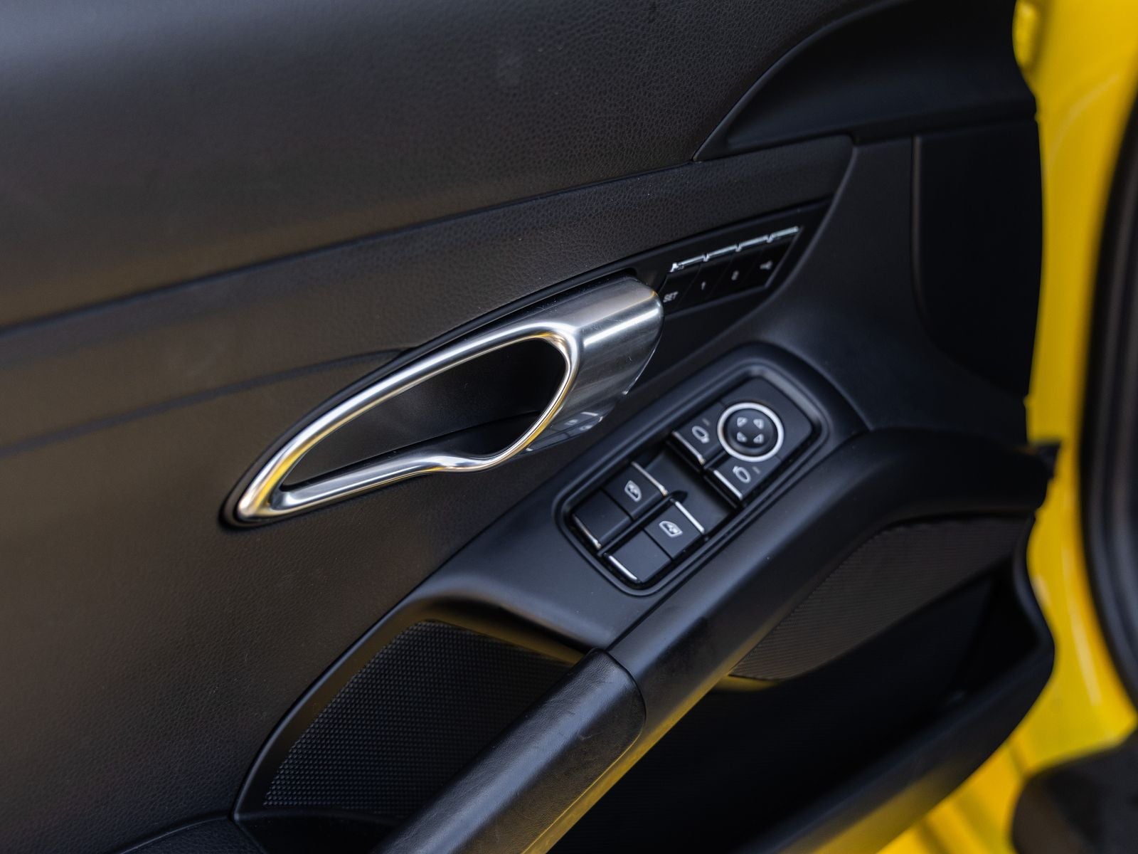 2019 Porsche 718 Cayman Base