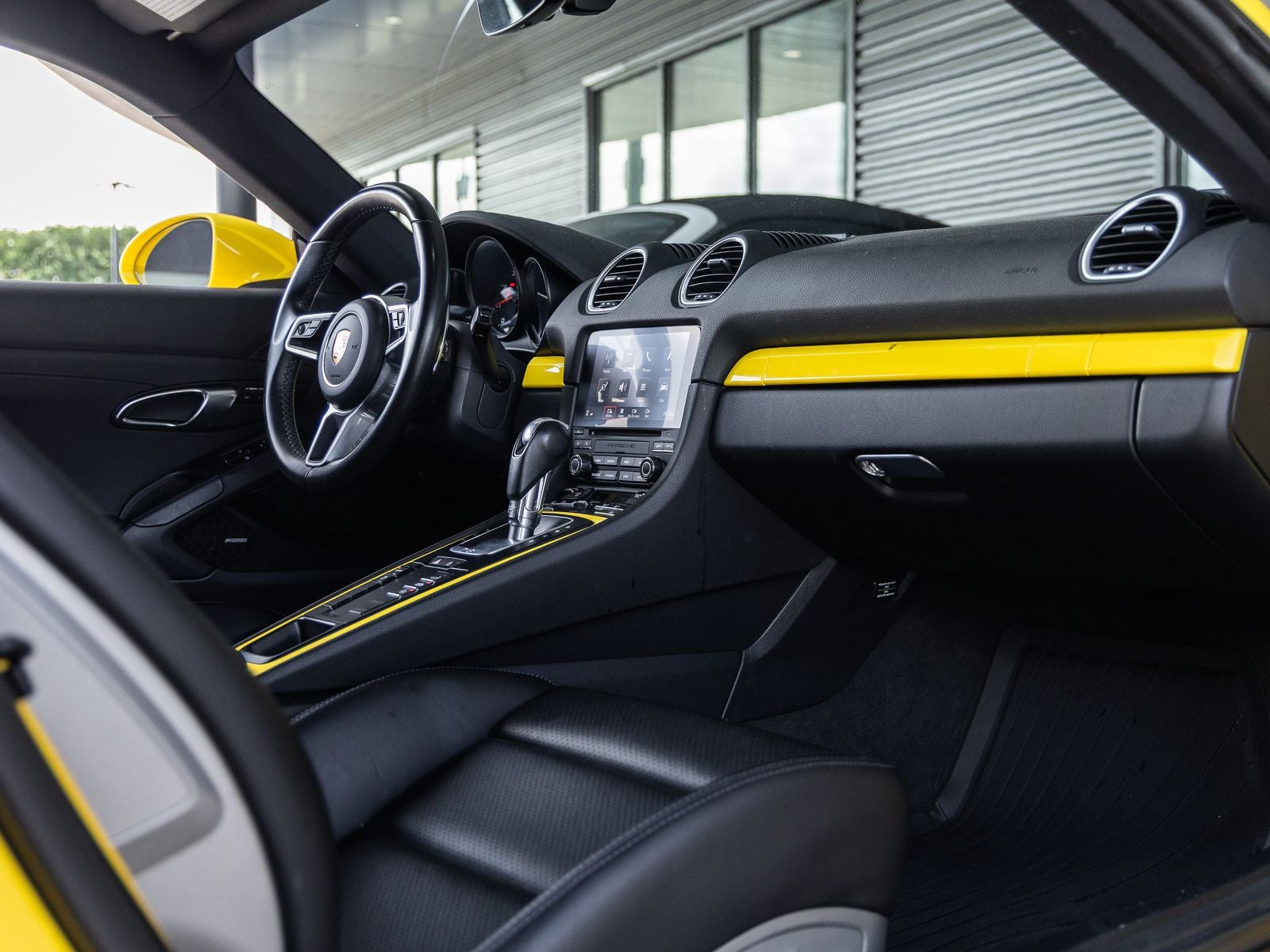 2019 Porsche 718 Cayman Base