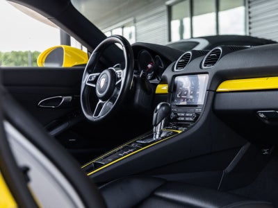 2019 Porsche 718 Cayman Base