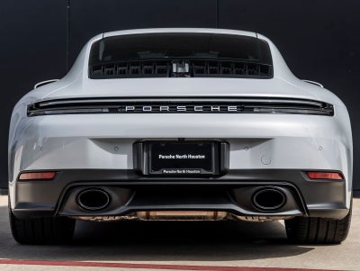 2025 Porsche 911 Carrera