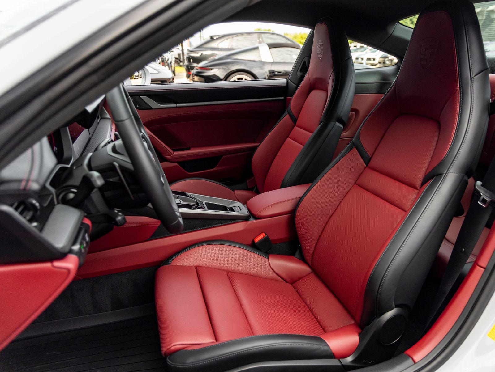 2025 Porsche 911 Carrera