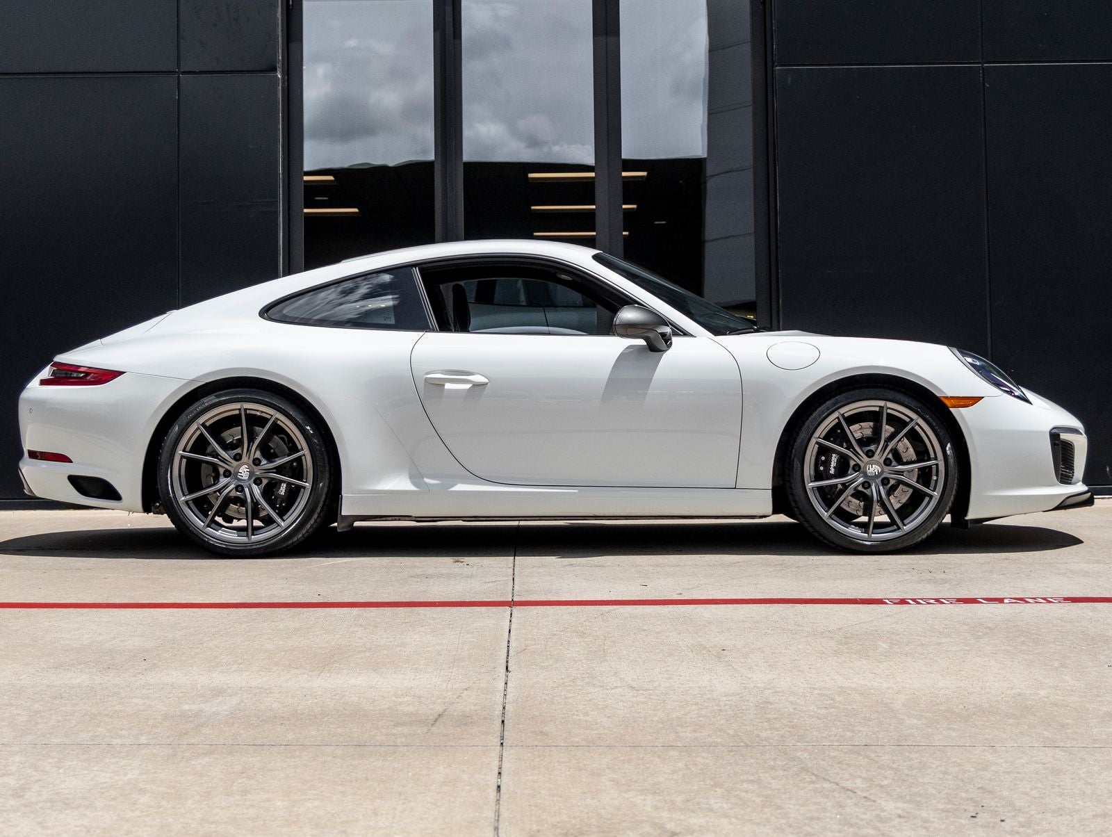 2019 Porsche 911 Carrera T