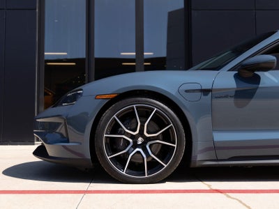 2025 Porsche Taycan Taycan