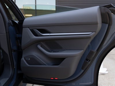 2025 Porsche Taycan Taycan