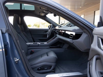 2025 Porsche Taycan Taycan