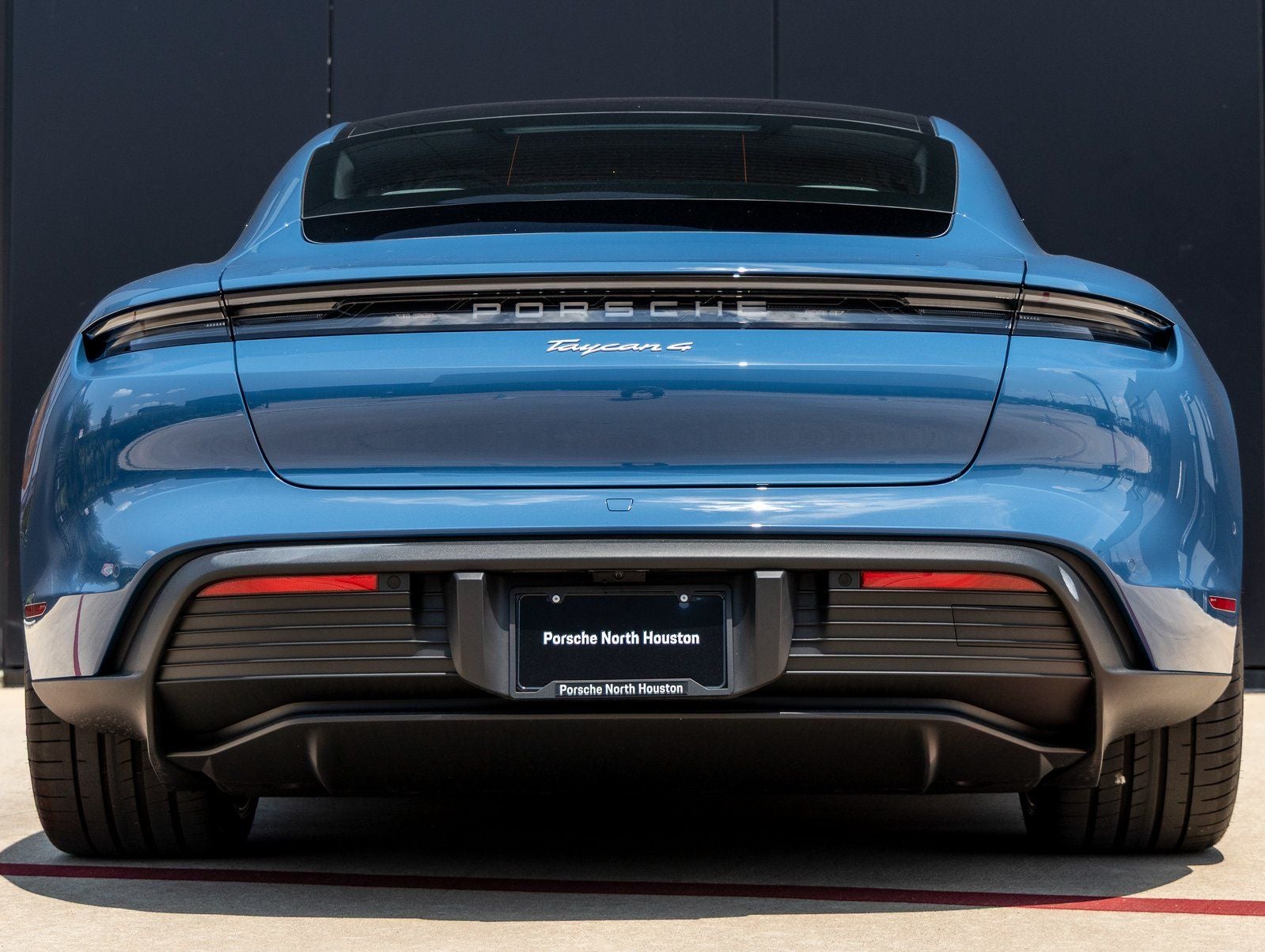 2025 Porsche Taycan 4