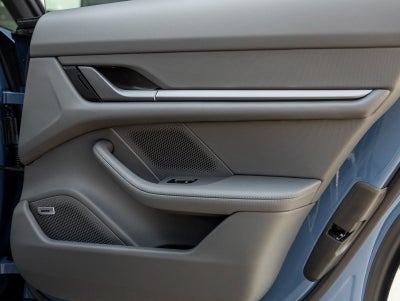2025 Porsche Taycan 4