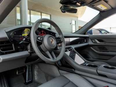 2025 Porsche Taycan 4