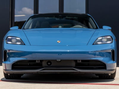 2025 Porsche Taycan 4