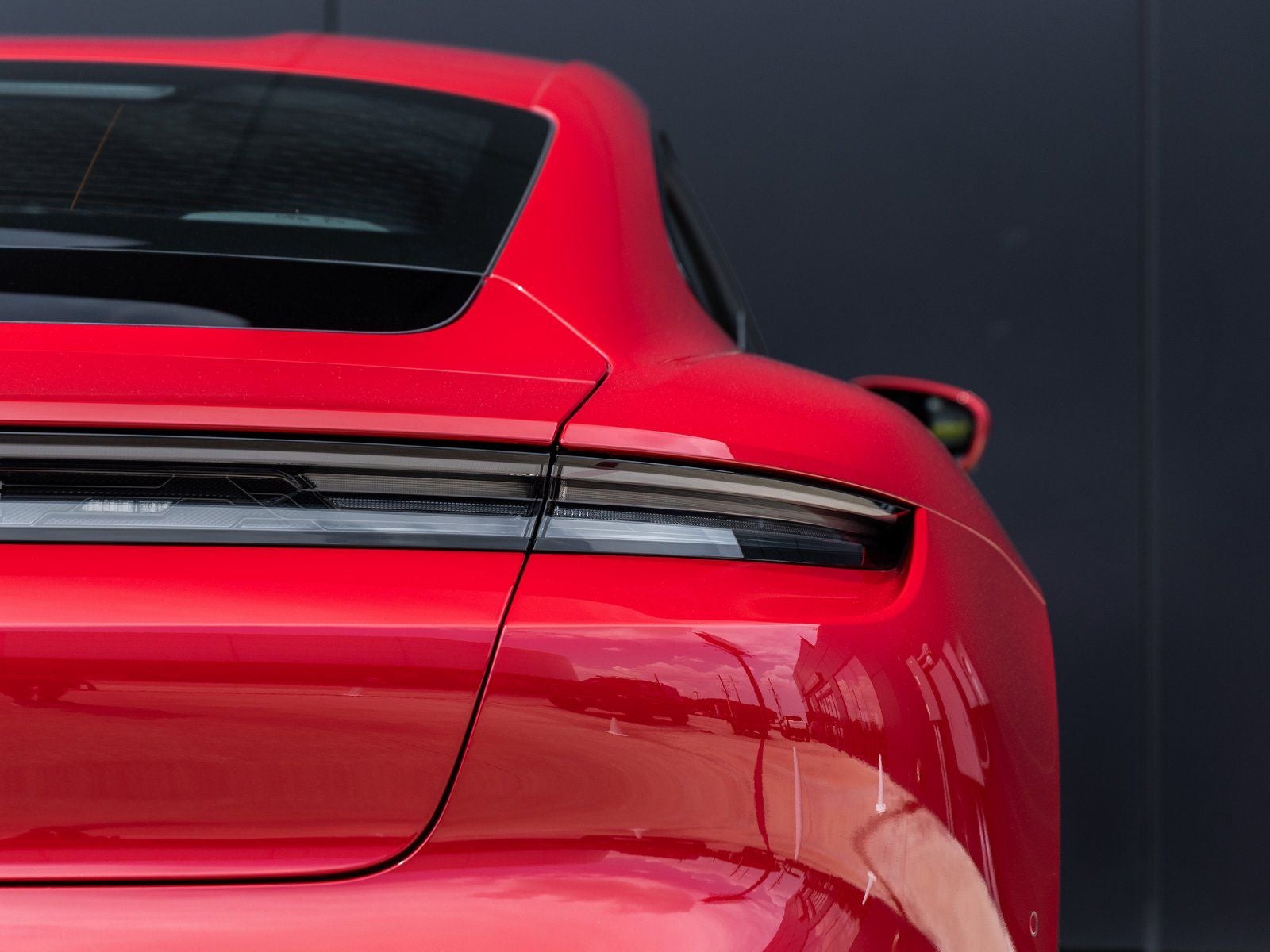 2025 Porsche Taycan Taycan 4