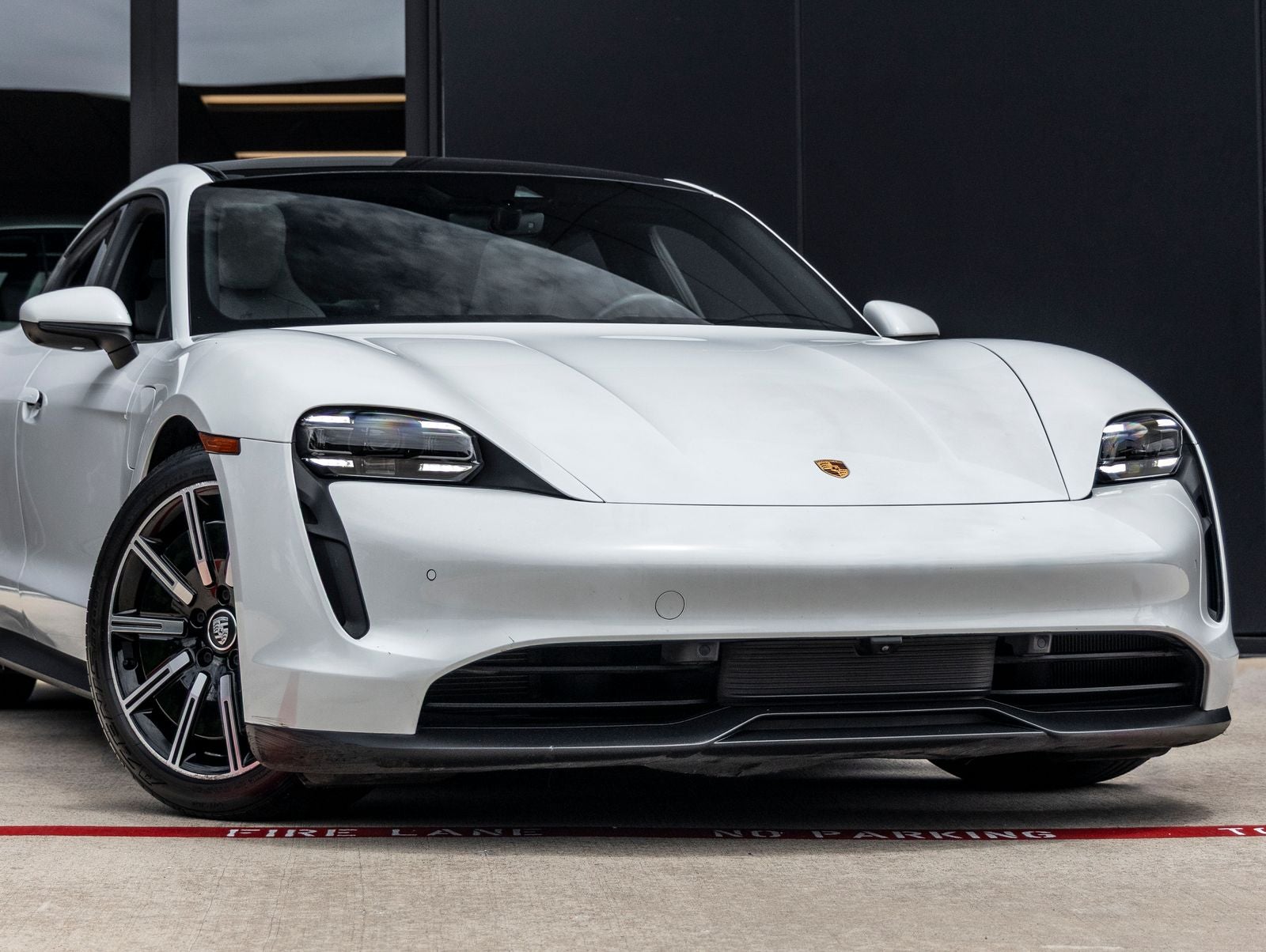 2021 Porsche Taycan Base
