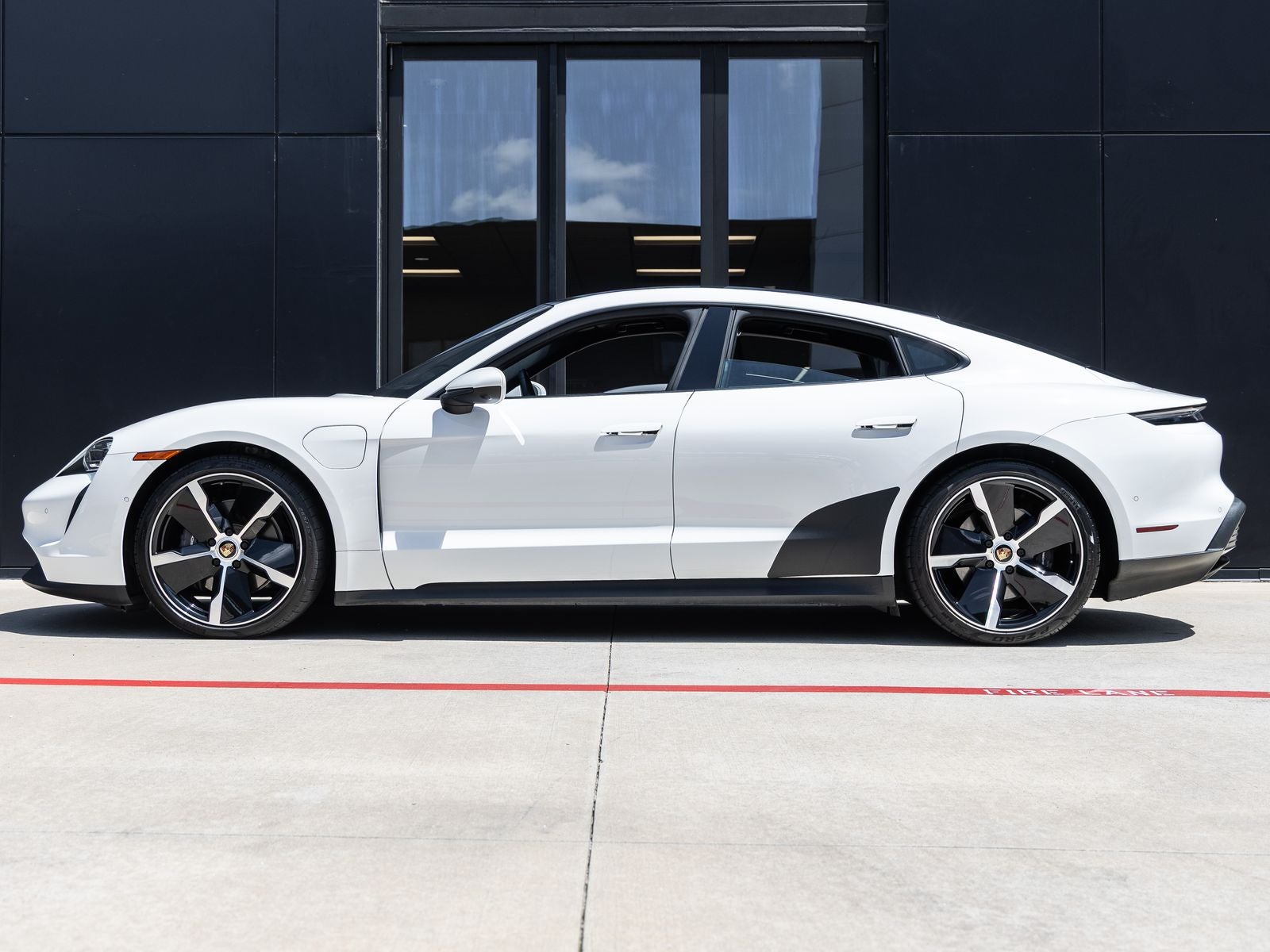 2021 Porsche Taycan Taycan