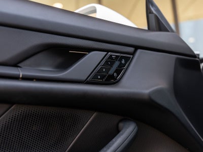 2021 Porsche Taycan Taycan