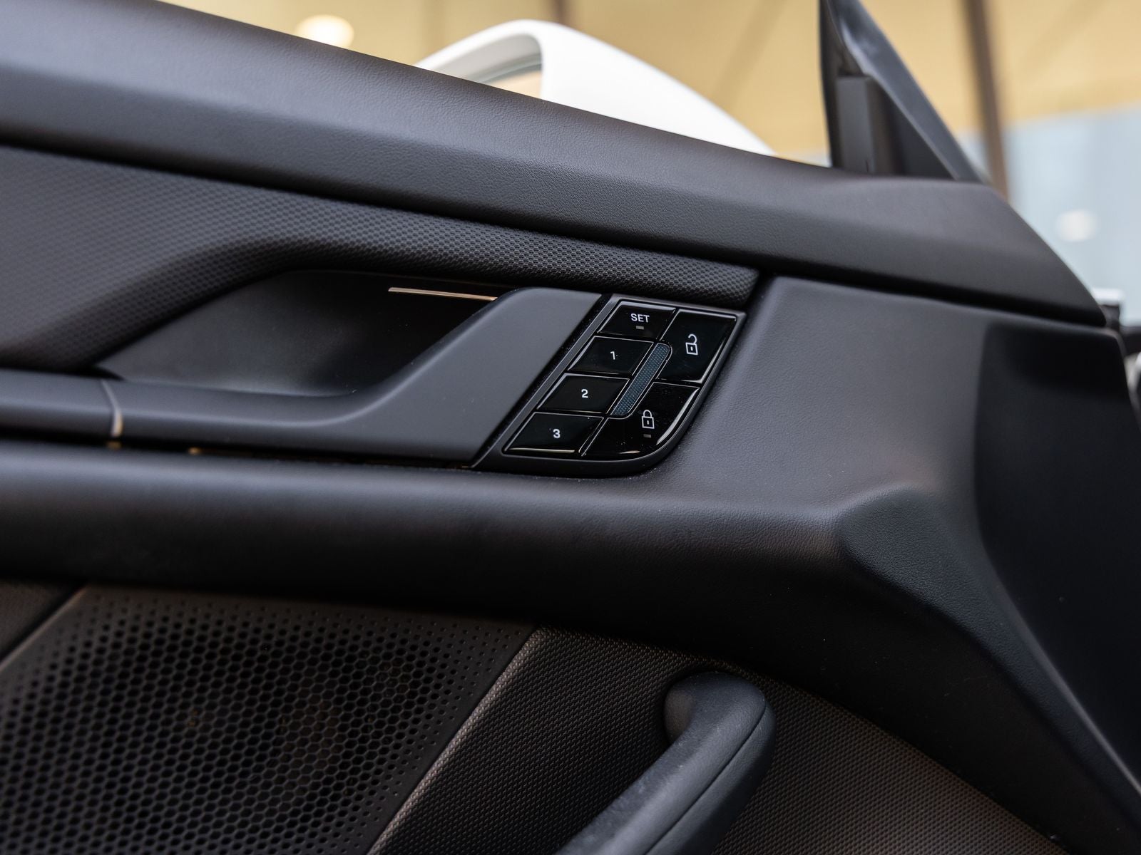 2021 Porsche Taycan Taycan