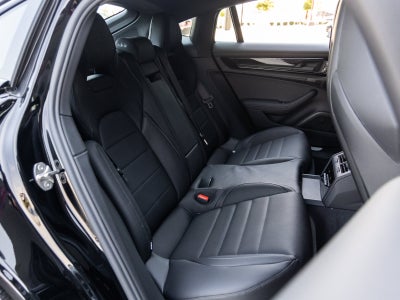 2026 Porsche Panamera Panamera 4