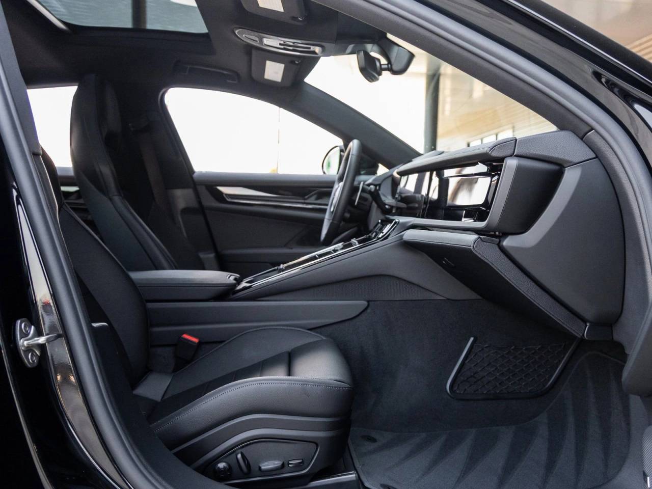 2026 Porsche Panamera Panamera 4