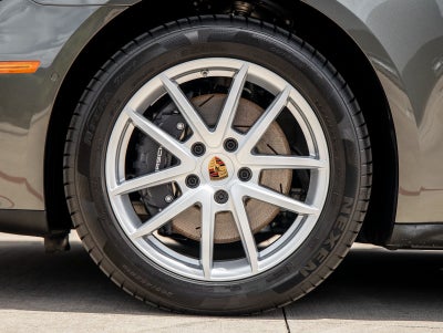 2025 Porsche Panamera Panamera