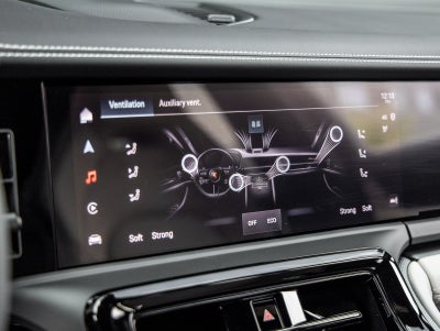 2025 Porsche Panamera Panamera