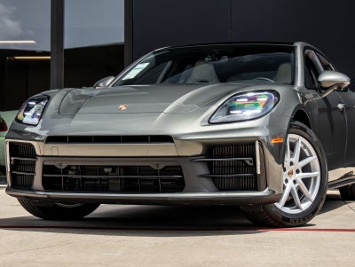 2025 Porsche Panamera Panamera