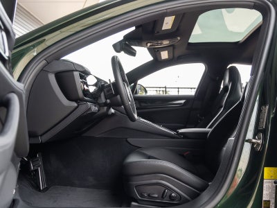 2025 Porsche Panamera Panamera