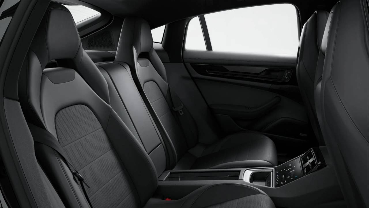 2025 Porsche Panamera Panamera