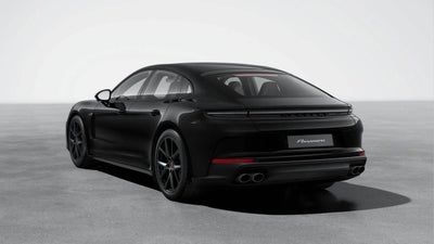 2025 Porsche Panamera Panamera