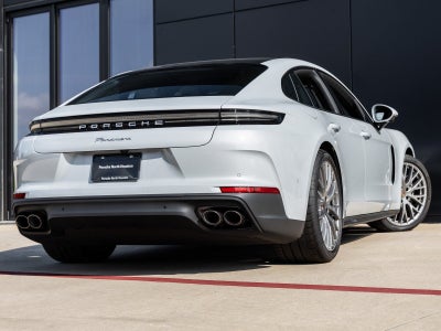 2025 Porsche Panamera RWD