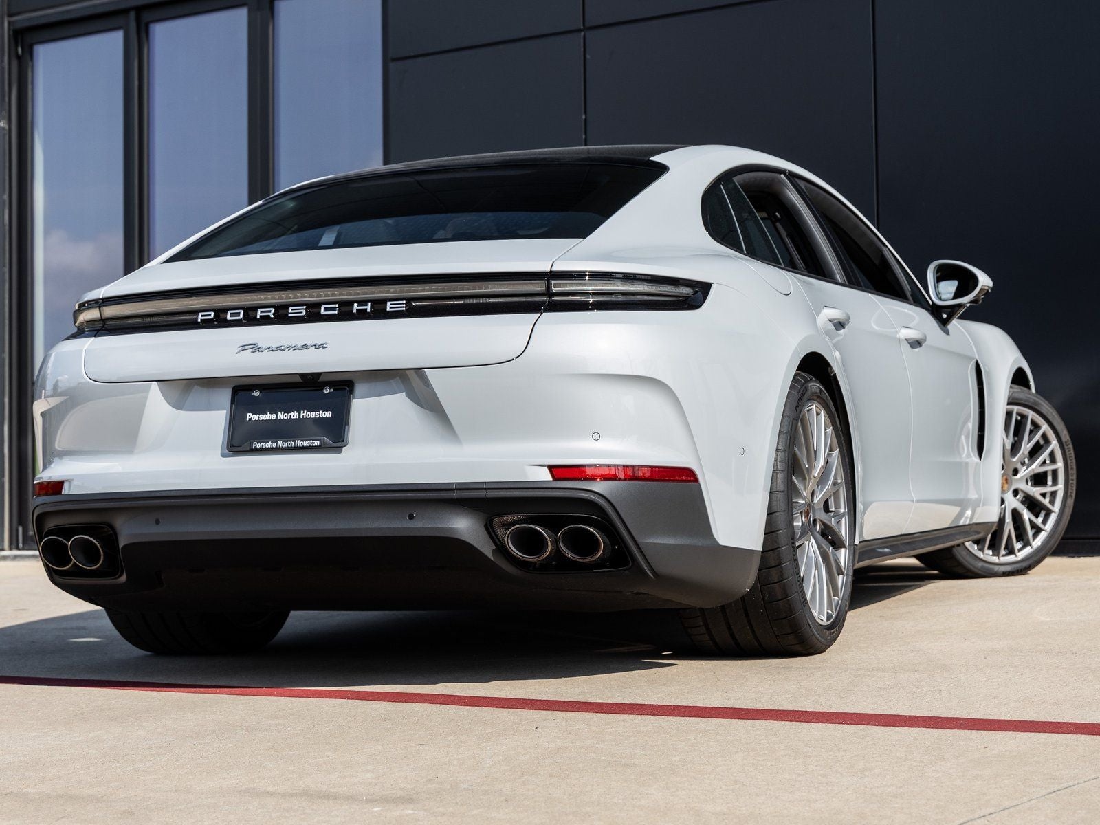 2025 Porsche Panamera RWD