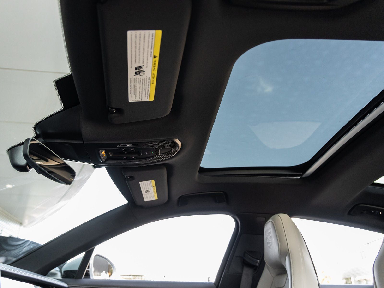 2025 Porsche Panamera RWD