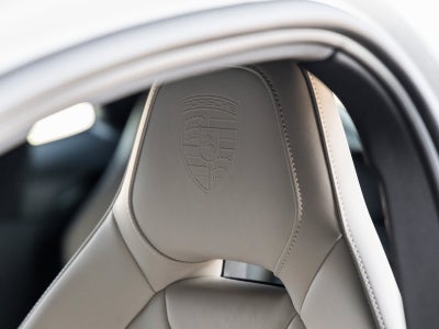 2025 Porsche Panamera RWD