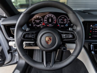 2025 Porsche Panamera RWD