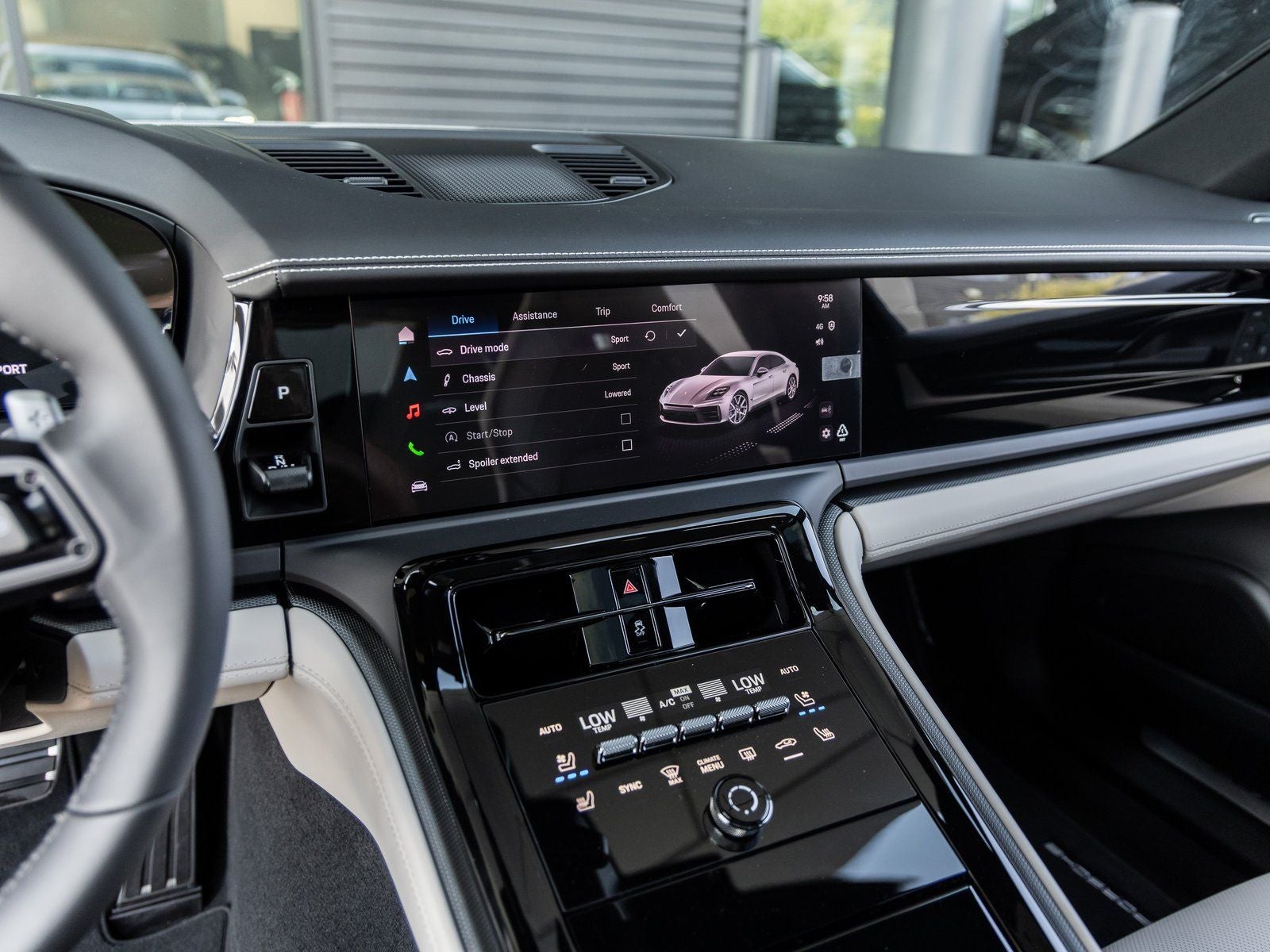 2025 Porsche Panamera RWD