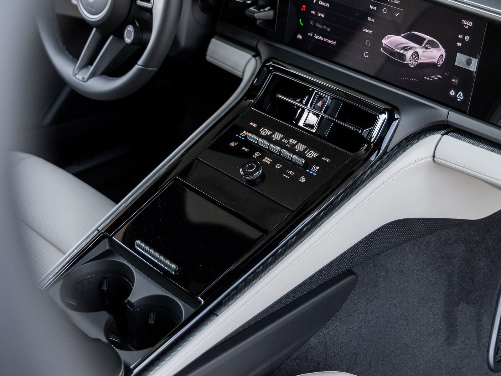 2025 Porsche Panamera RWD