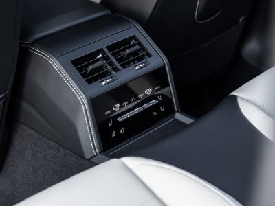 2025 Porsche Panamera RWD