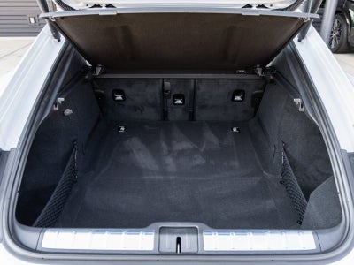 2025 Porsche Panamera RWD