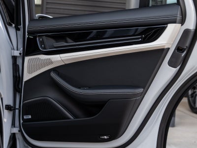 2025 Porsche Panamera RWD