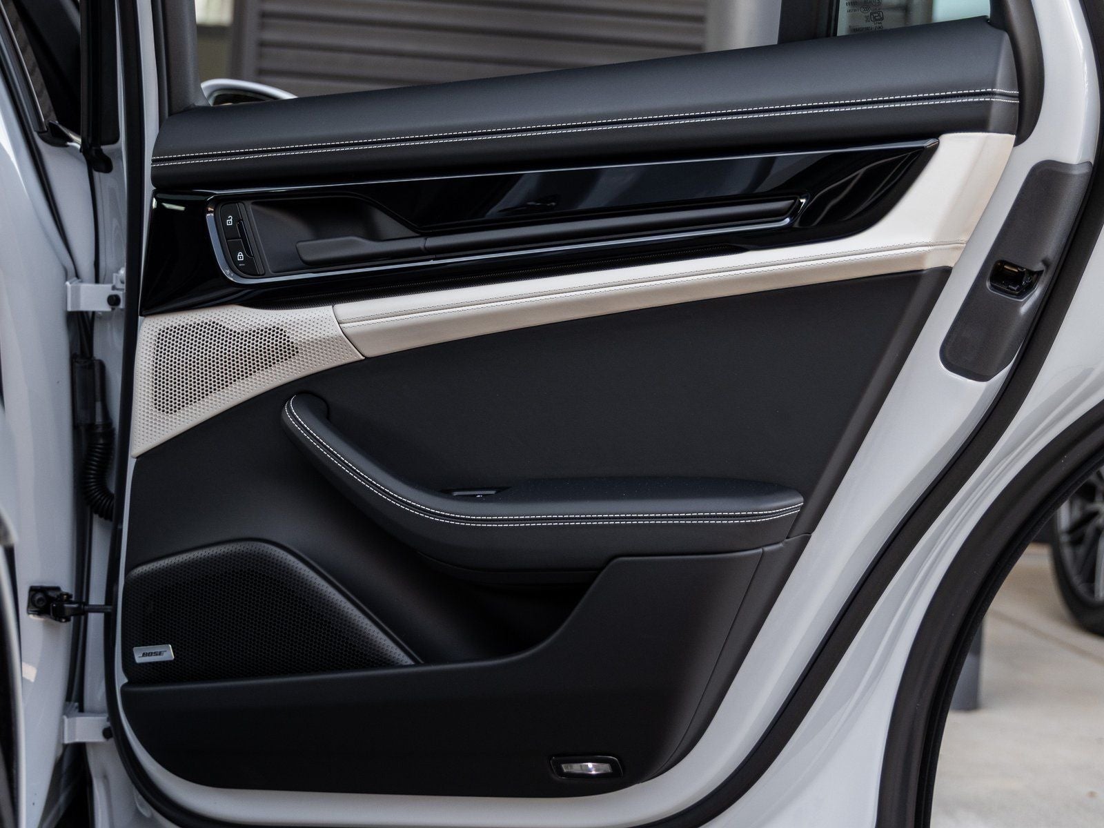 2025 Porsche Panamera RWD