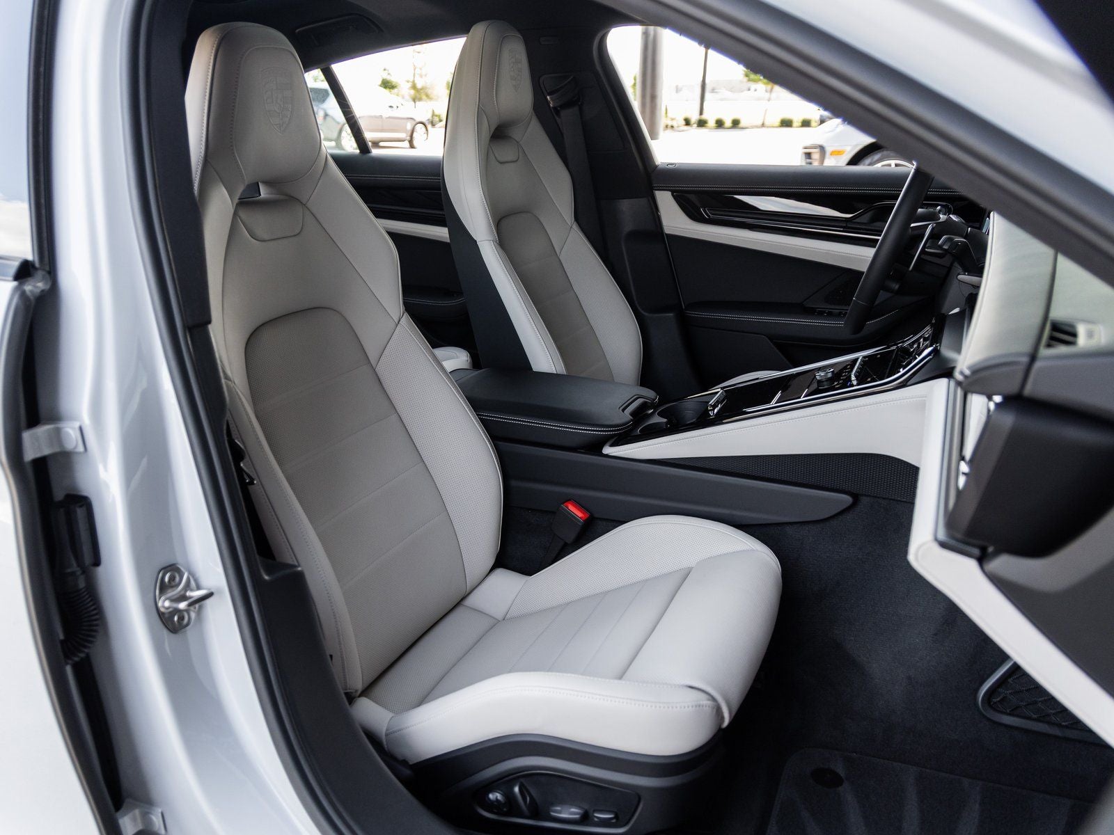 2025 Porsche Panamera RWD