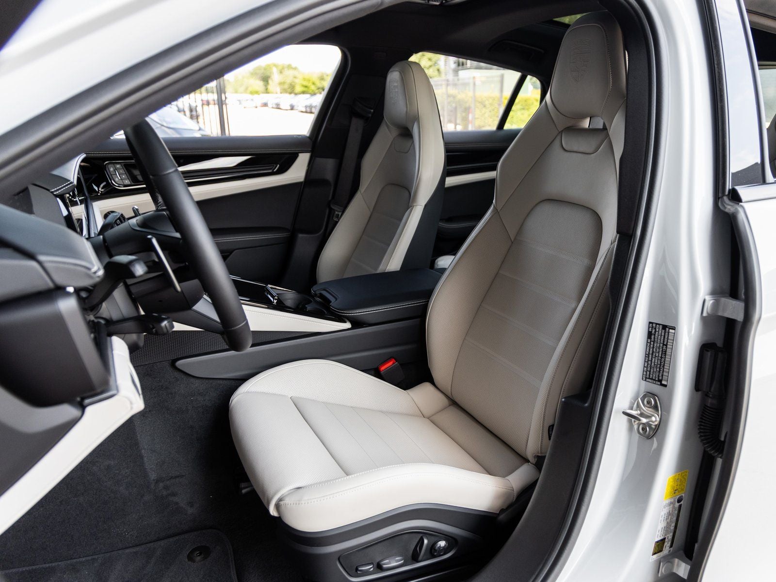 2025 Porsche Panamera RWD