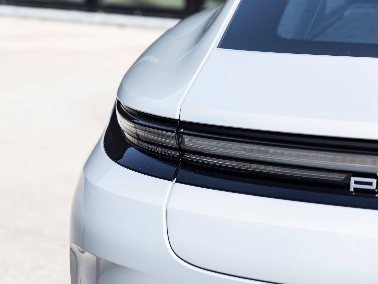 2025 Porsche Panamera 4
