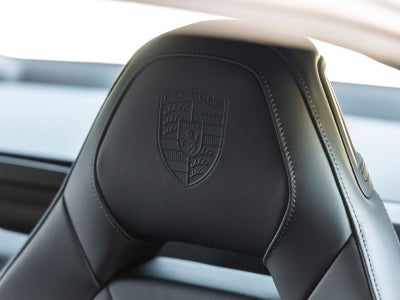 2025 Porsche Panamera 4