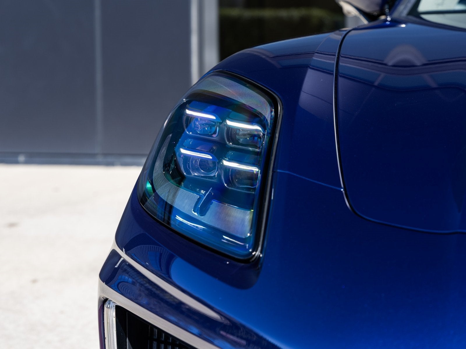 2025 Porsche Panamera Base