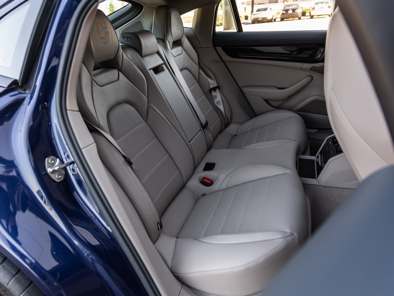 2025 Porsche Panamera Base