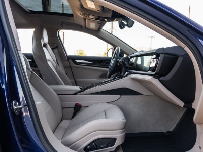 2025 Porsche Panamera Base